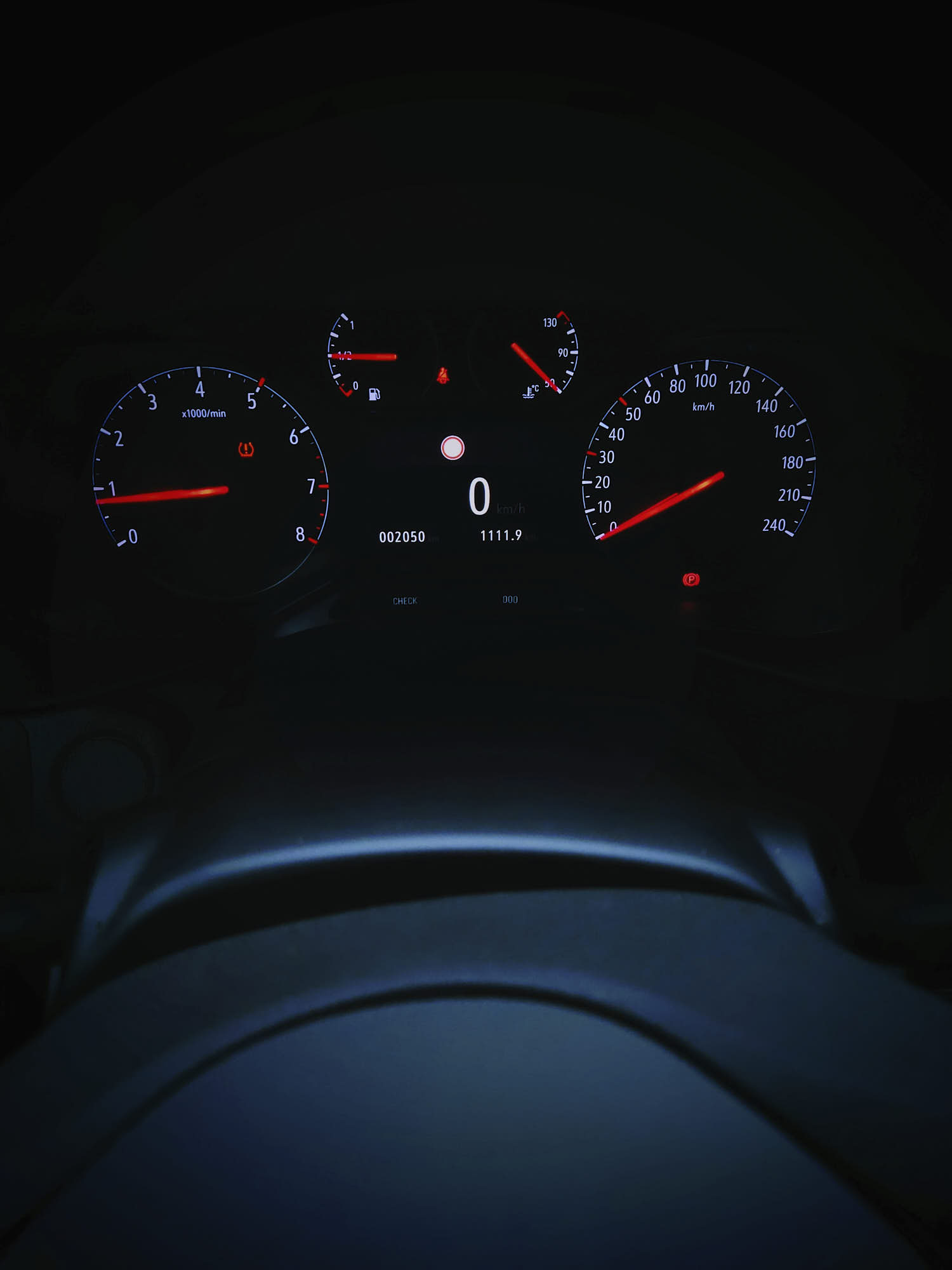 Ambiente. Cuadro de mandos. Renault Captur. Zaragoza. Foto tomada con el móvil, por Amaury Cabrera.