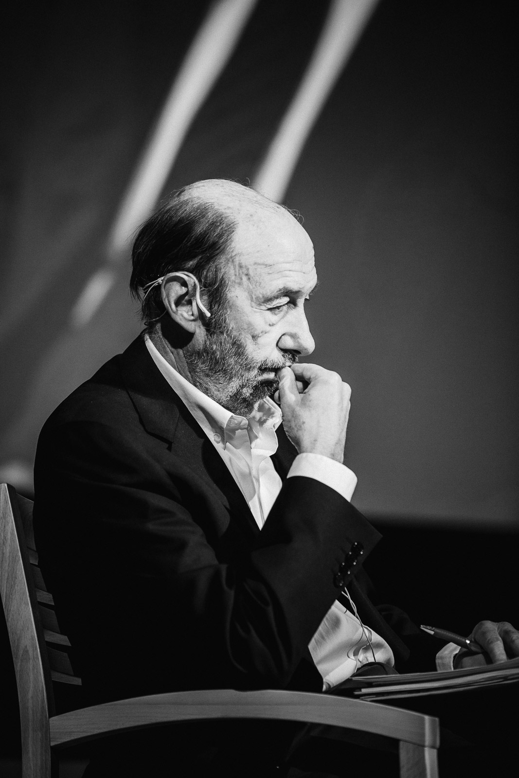 Evento Panasef. Exministro Alfredo Pérez Rubalcaba, en mesa redonda. Zaragoza. Foto por Amaury Cabrera.